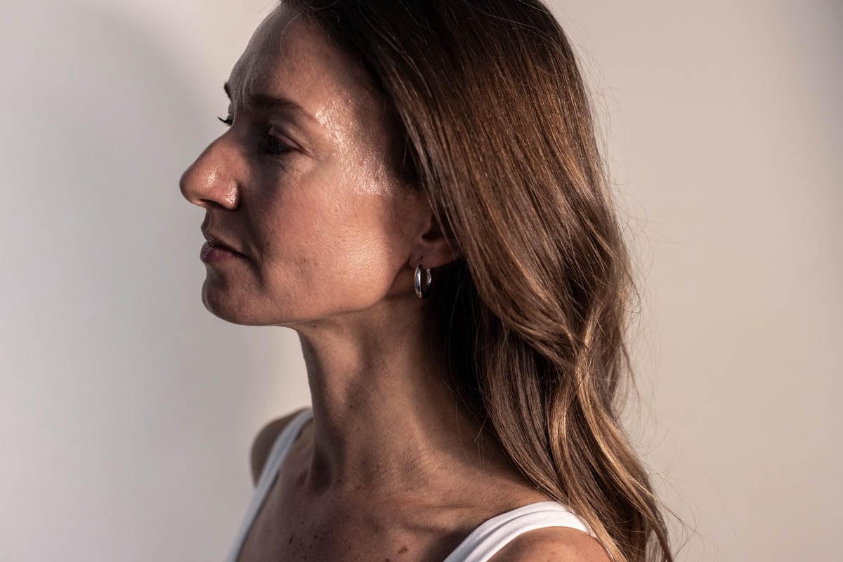 23MM Weightless Hoop Earrings | 10kt White Gold