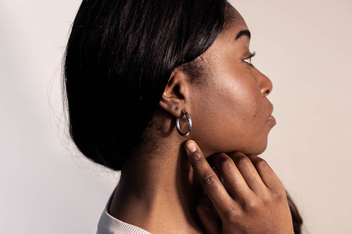 27MM Weightless Hoop Earrings | 10kt White Gold