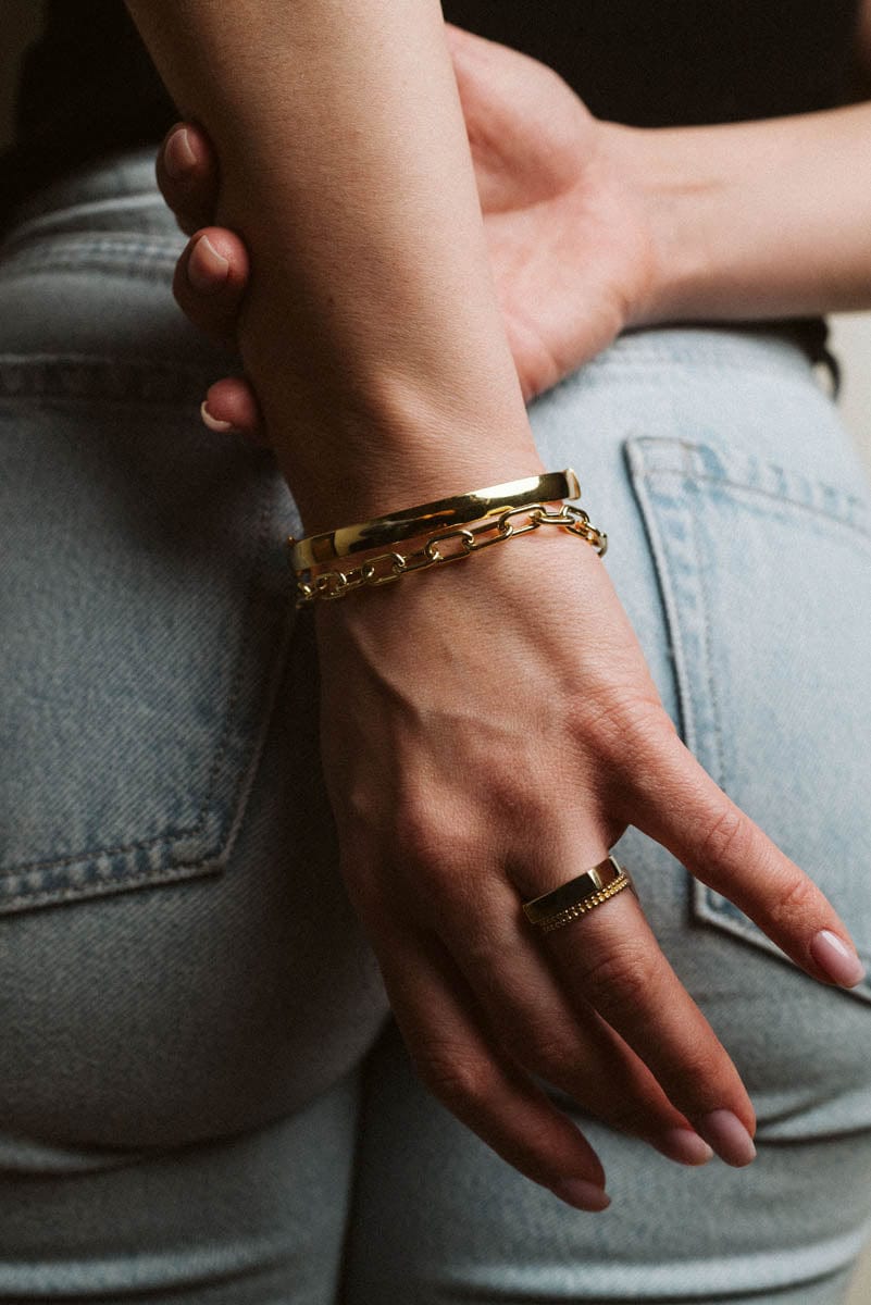 6MM Hollow Bangle | 10kt Yellow Gold