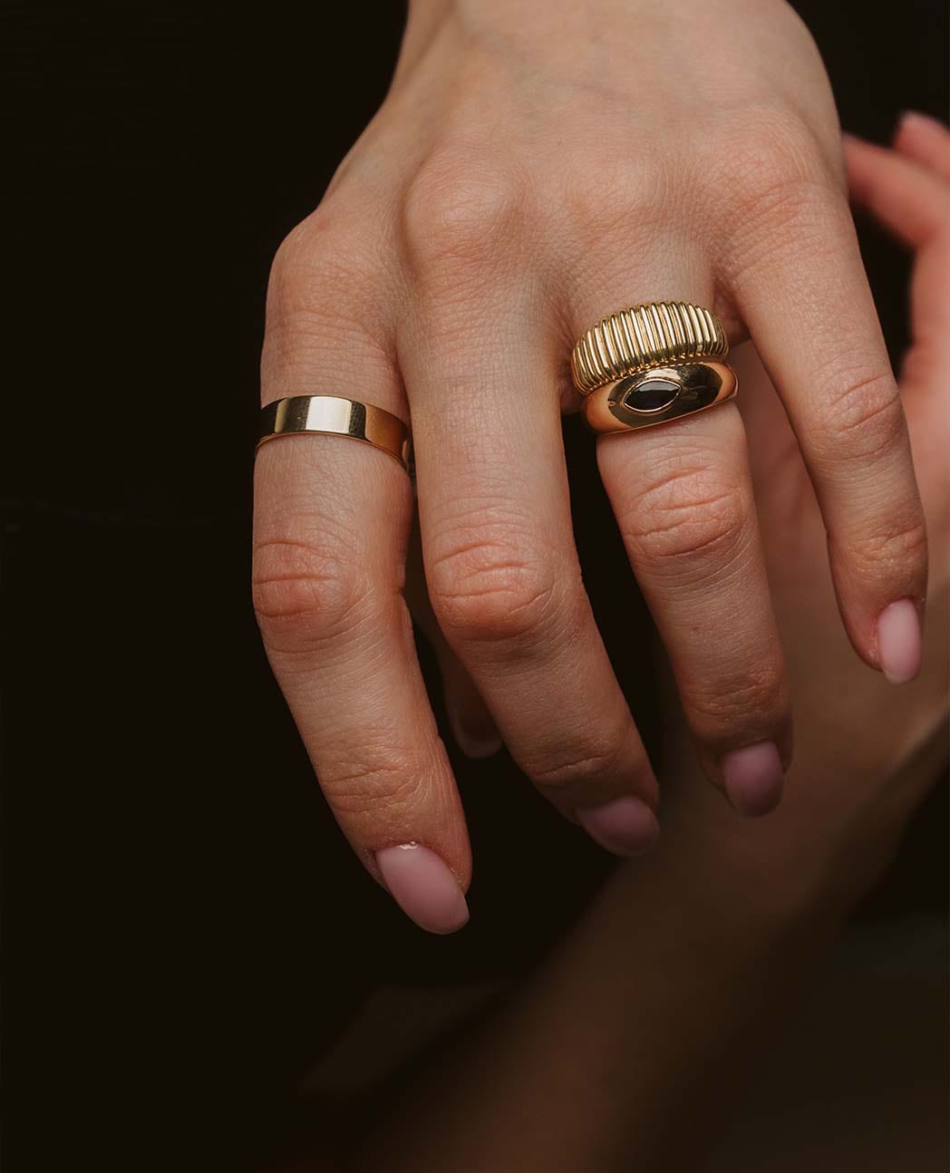 Bezel Blue Sapphire Ring | 10kt Yellow Gold