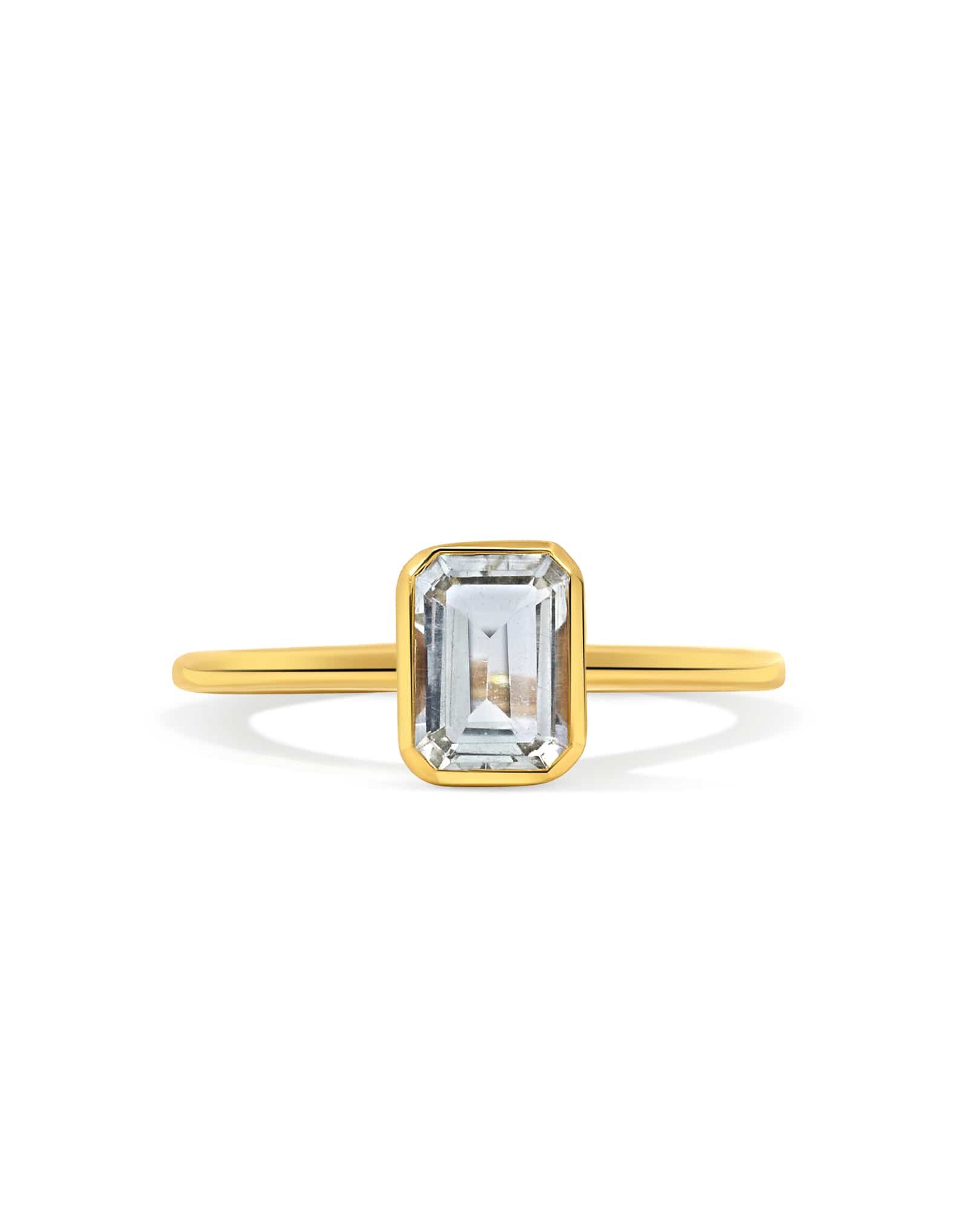 Bezel Green Amethyst Ring | 14kt Yellow Gold