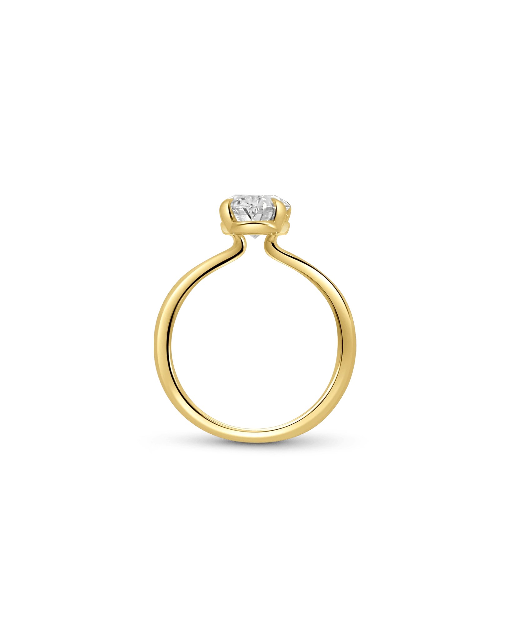 Solitaire Engagement Ring 2.05 Carat Lab-grown Oval Diamond | 14kt Yellow Gold