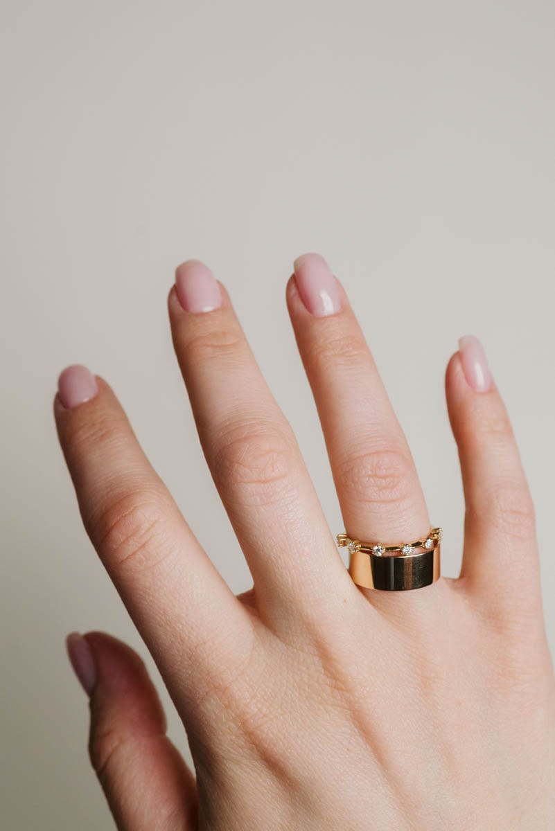 Station Ring .18 Carat TW Diamond | 10kt Yellow Gold