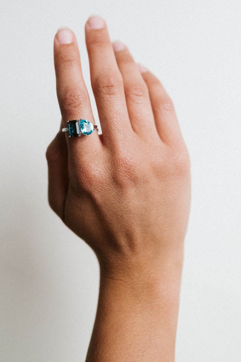 Toi et Moi Ring London Blue Topaz & Swiss Blue Topaz | 14kt White Gold