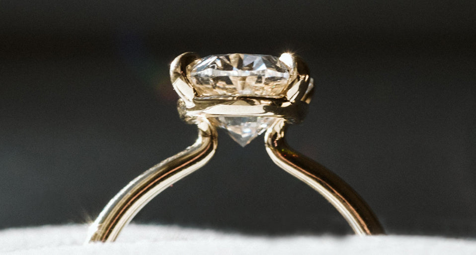 4 Carat Diamond Ring Guide: Price, Quality & Buying Tips
