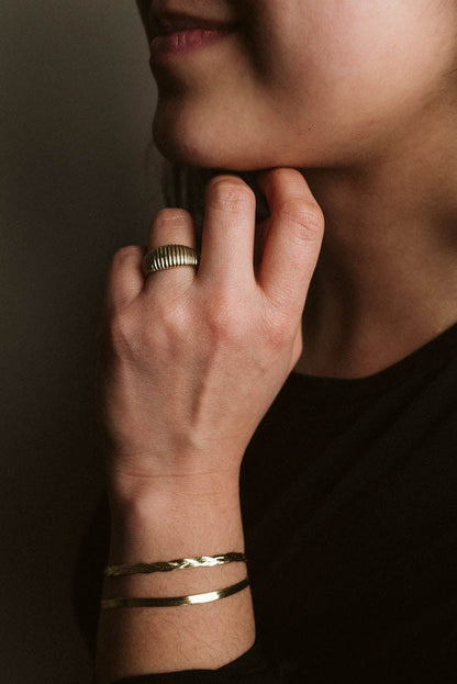 6.5" 3MM Herringbone bracelet | 10kt Yellow Gold