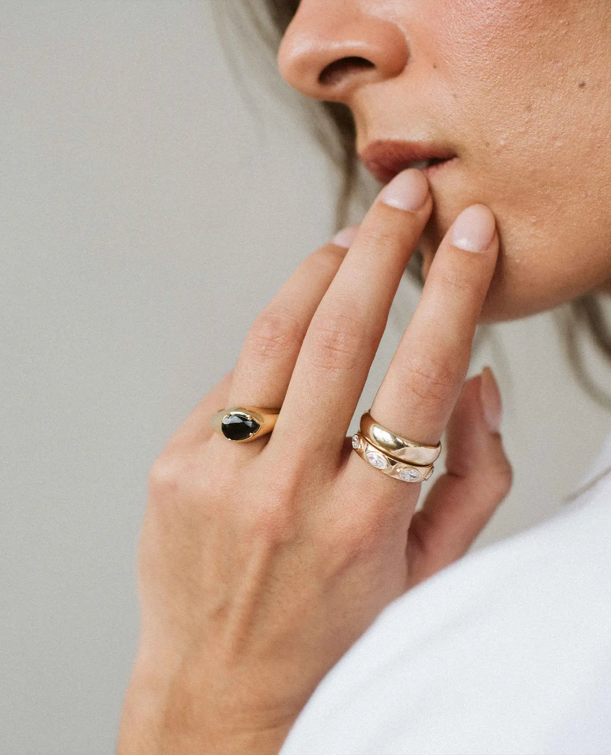 Blue Sapphire Pear Shape Ring | 14kt Yellow Gold