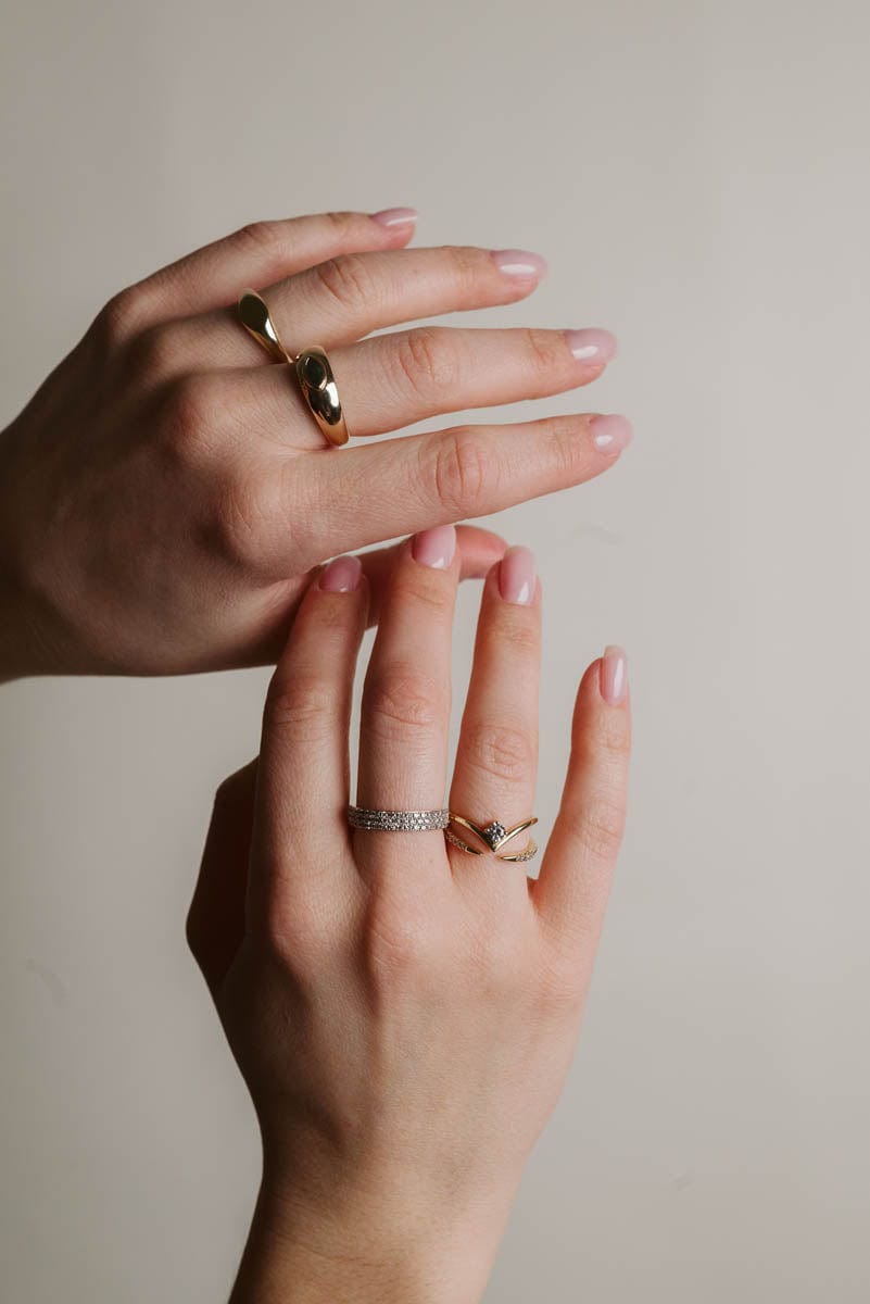 Chevron Solitaire Ring .15 Carat TW Diamond | 10kt Yellow Gold