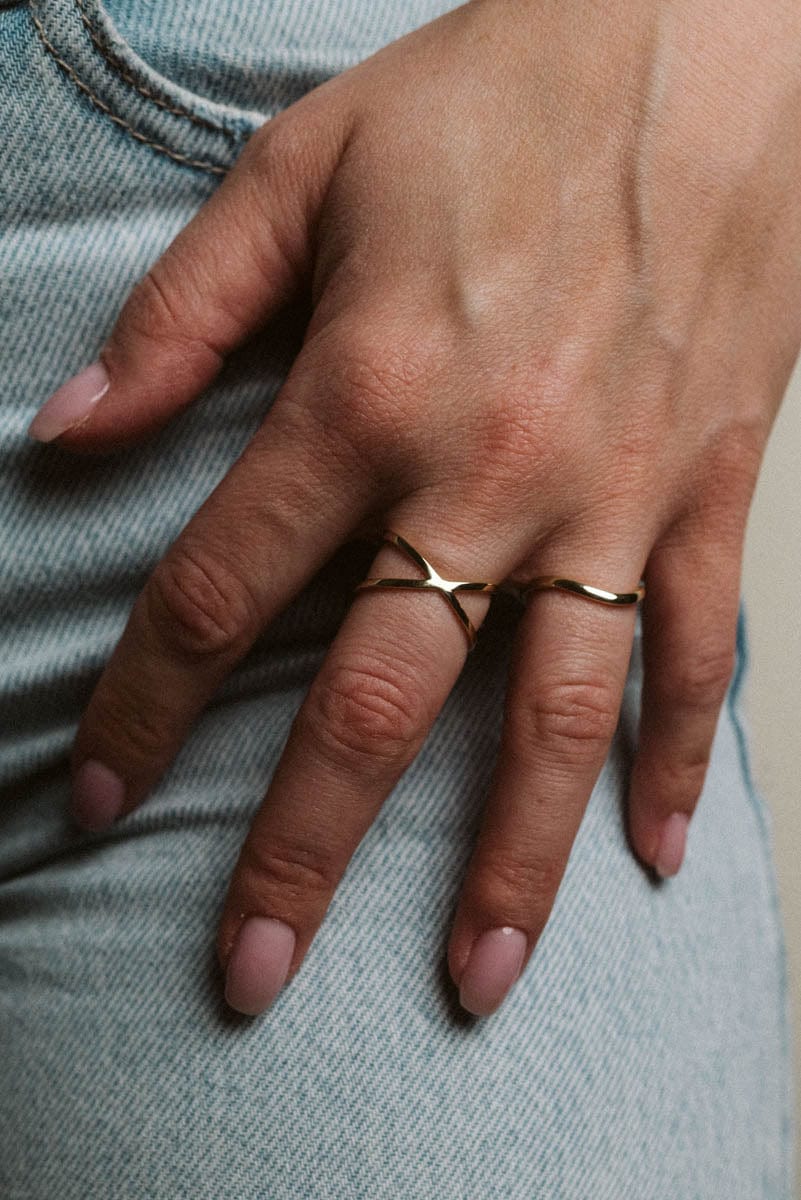 Geometric X Ring | 10kt Yellow Gold