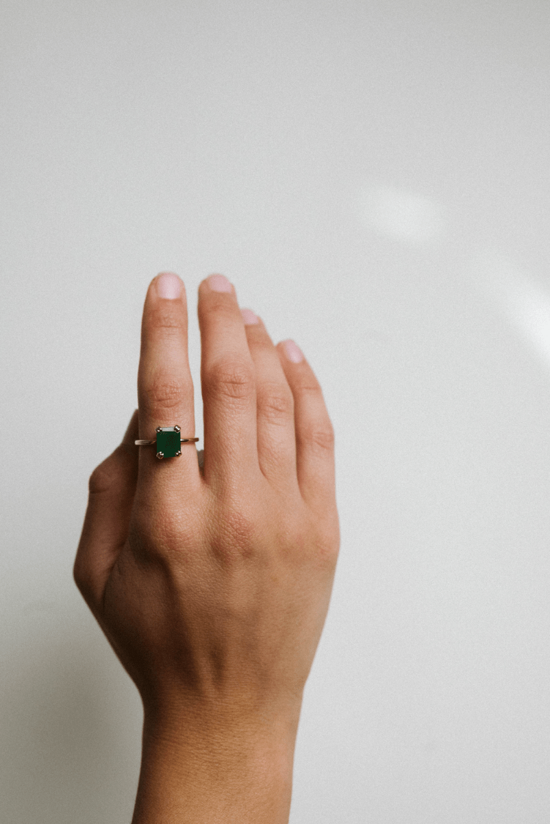 Solitaire Emerald Ring | 14kt Yellow Gold