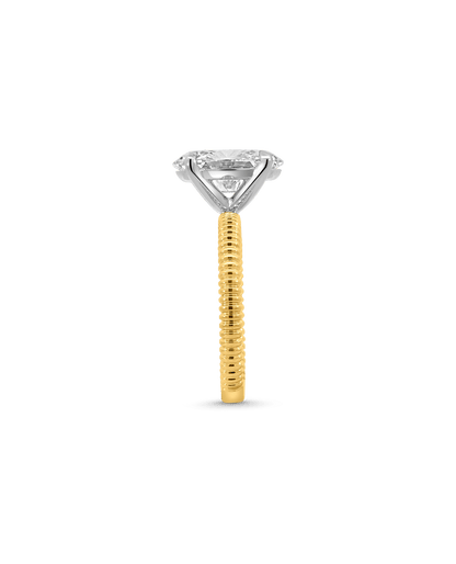 Solitaire Engagement Ring 3.00 Carat Lab-grown Oval Diamond | 14kt Yellow Gold