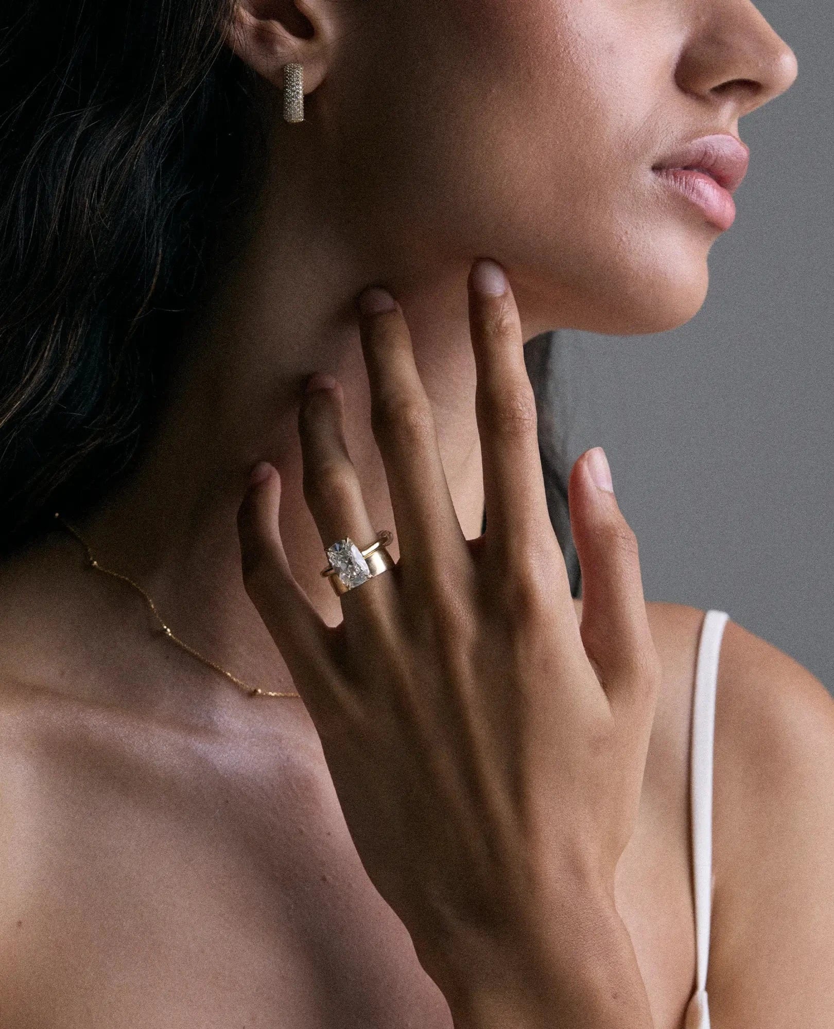 Solitaire Engagement Ring 5.00 Carat Lab-grown Old Mine Elongated Cushion Cut Diamond | 14kt Yellow Gold