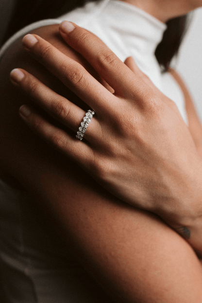 Wedding band 1.50 Carat TW Oval Diamond | 14kt White Gold